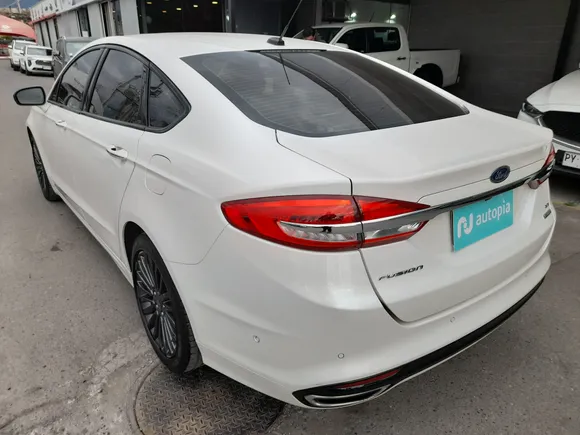 FORD FUSION 2018 47.474 Kms.